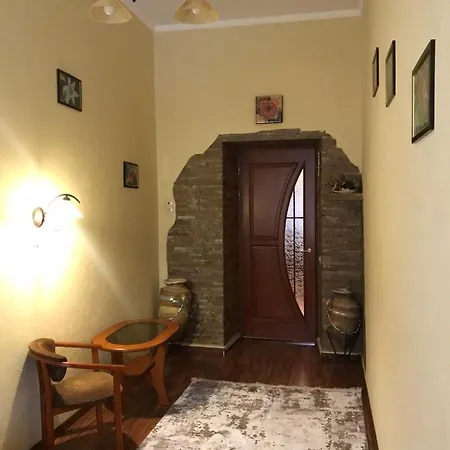 Апартаменти On Shevchenko Avenue