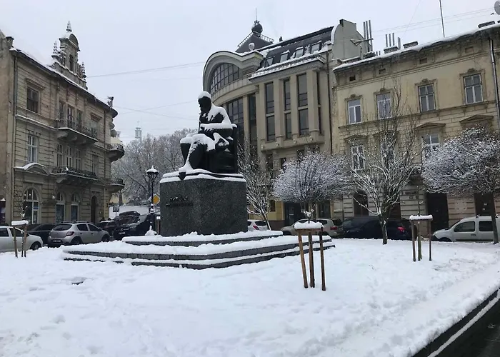 On Shevchenko Avenue Апартаменты *