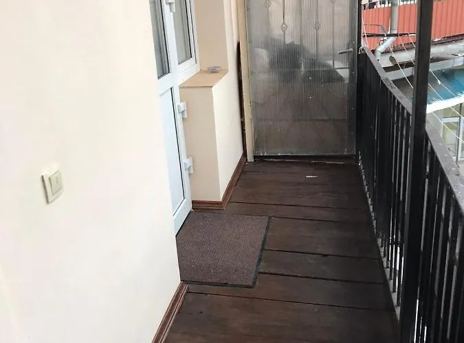 On Shevchenko Avenue * リヴィウ