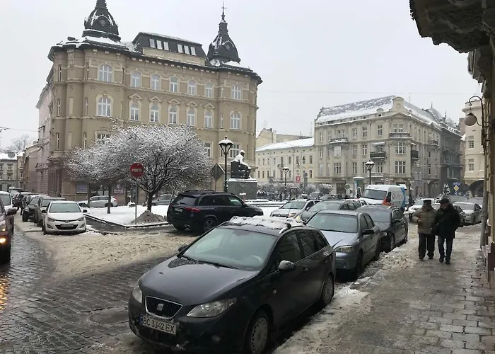 On Shevchenko Avenue Apartman