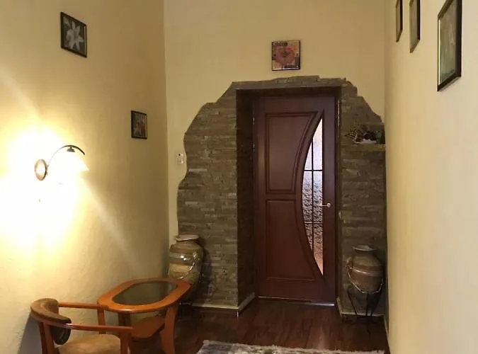 Apartment On Shevchenko Avenue