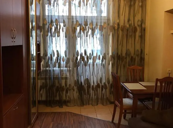 Apartment On Shevchenko Avenue *