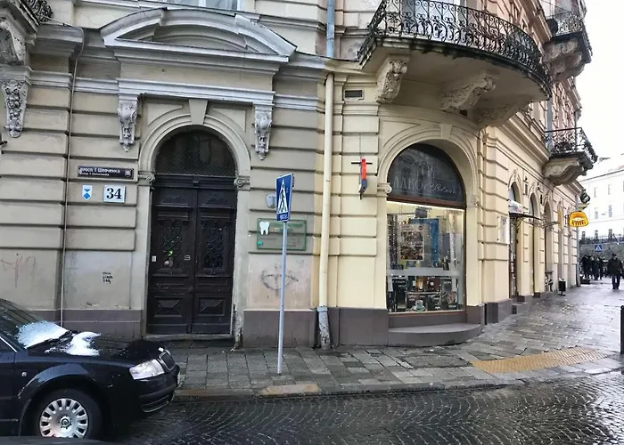 Apartment On Shevchenko Avenue *